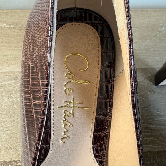 NWOT Elegant Cole Haan Brown Open Toe Pumps 7 - Picture 8 of 10